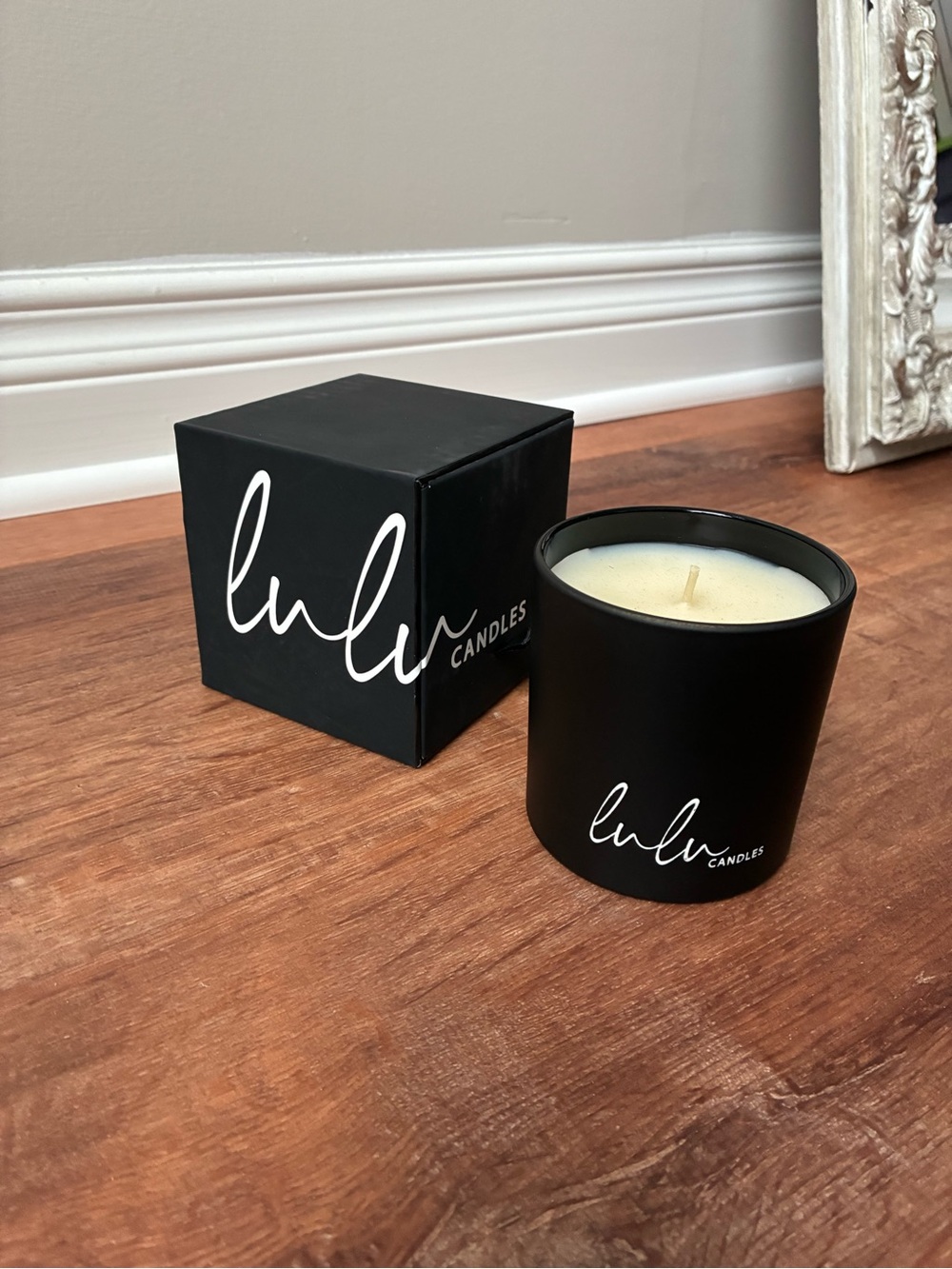 Lulu Jasmine, Oud & Sandalwood Scented Candle, Gift Box, NWT NIB